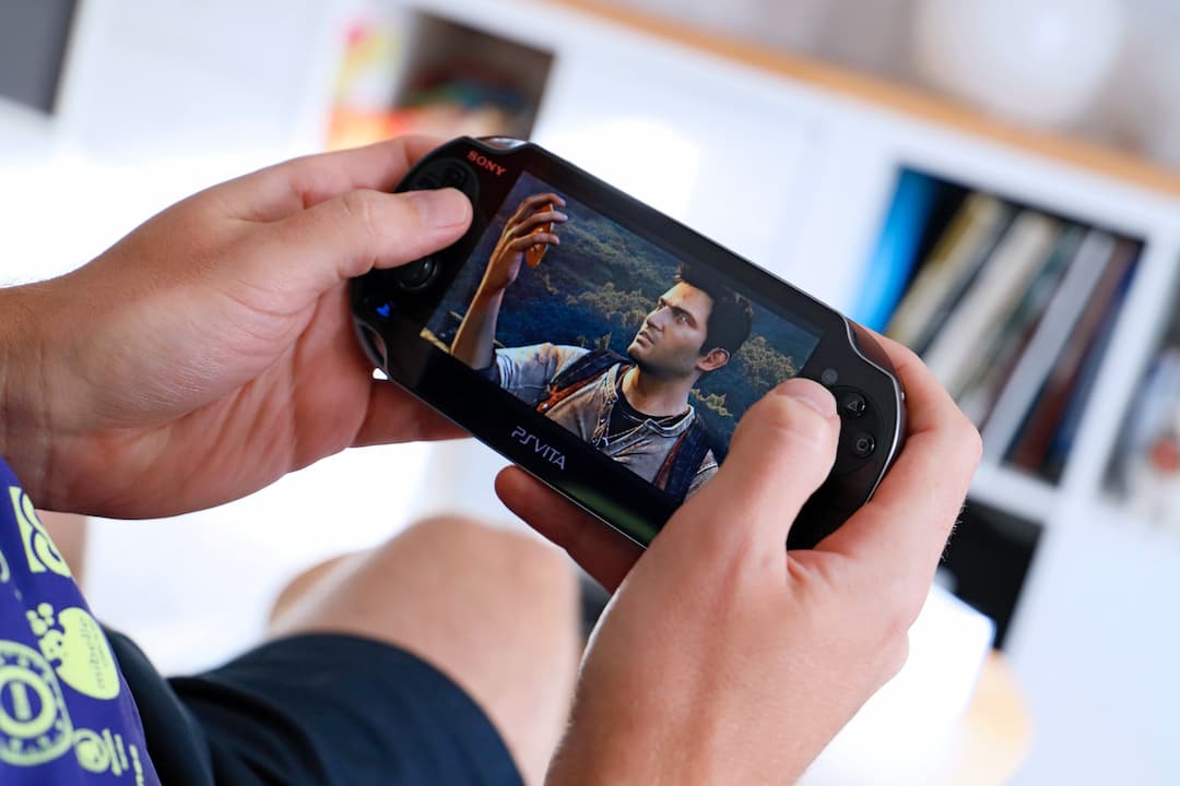 PlayStation Q Lite- PS Vita