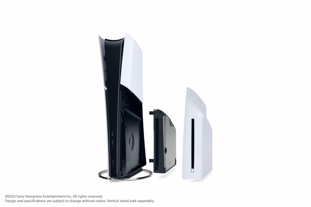 PS5 Pro PS5 Slim