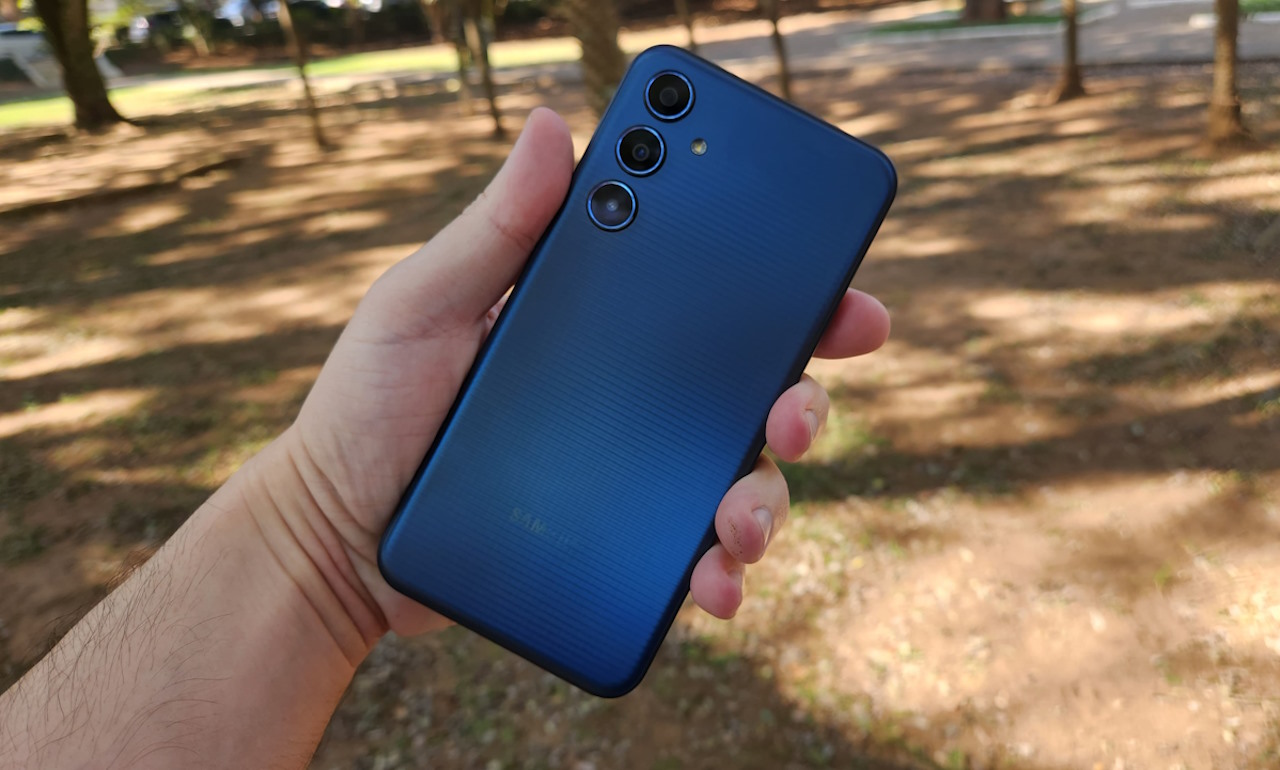 Galaxy M35 Galaxy M35 5G - acabamento