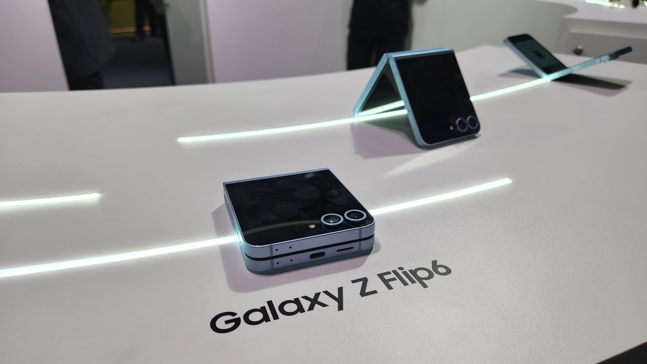 Samsung Galaxy Z Flip6