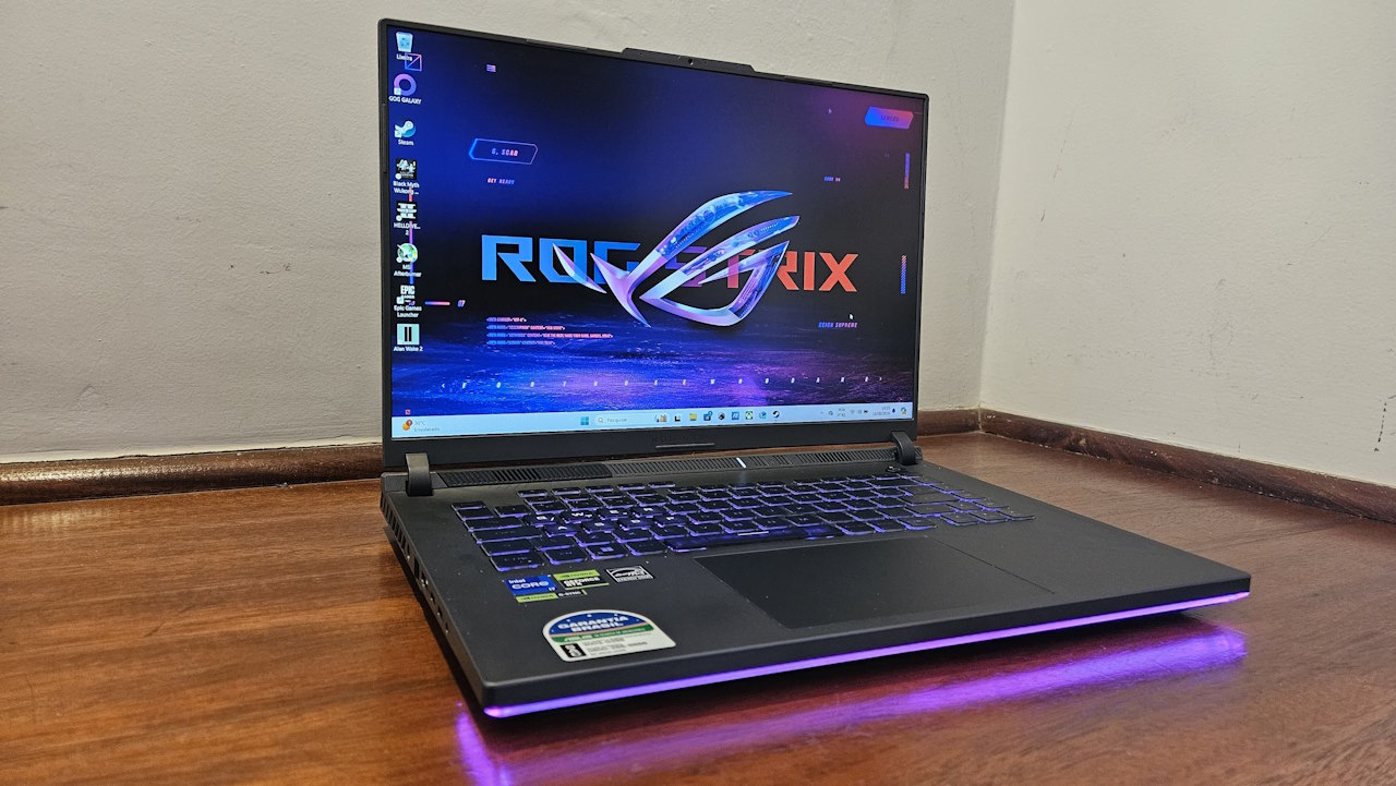 ROG Strix G16 ROG Strix G16 - acabamento